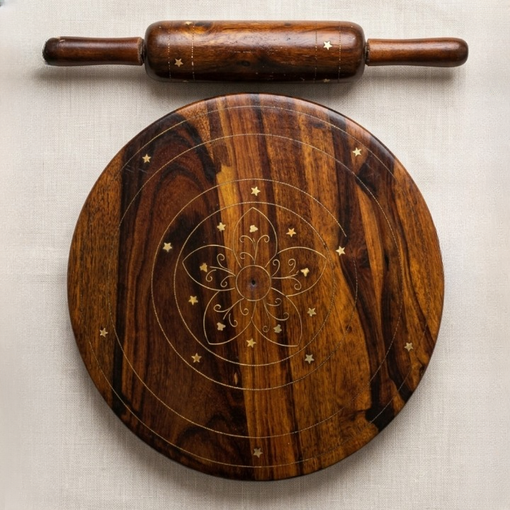 Shesham Wood & Brass Patra Bellon Set – Premium Roti Making Board & Rolling Pin - Image 2