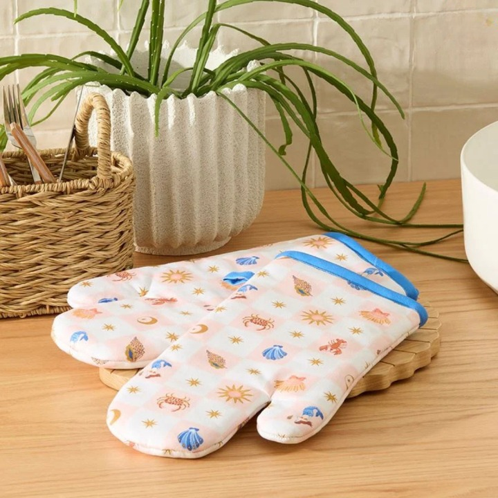 Premium Heat Resistant Oven Mitts 2Pcs Extra Long Kitchen Gloves For Baking Cooking BBQ And Grilling Durable Cotton (Random Colour And Design ) - Image 5