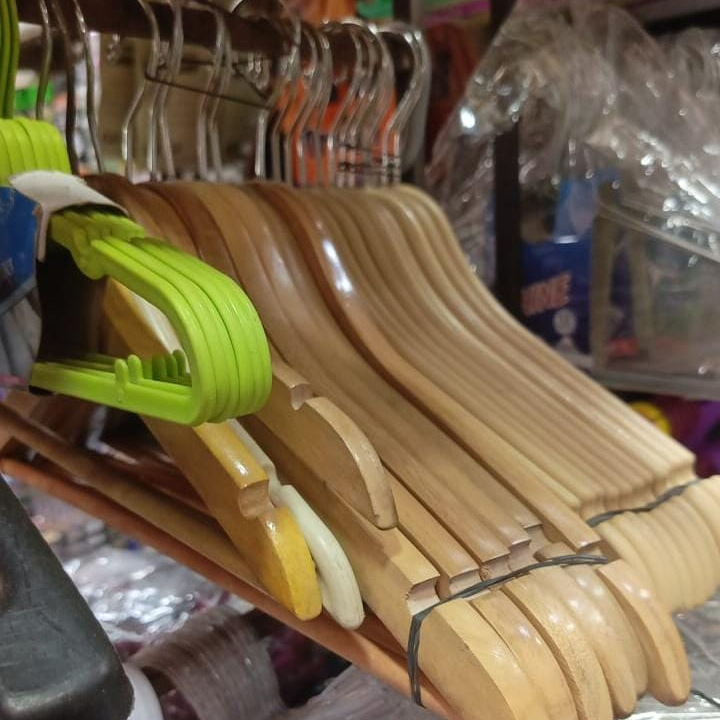 1Pc Premium Wooden Clothes Hangers Pack Non Slip Heavy Duty Coat And Suit Hangers With 360 Rotating Hook - Image 5