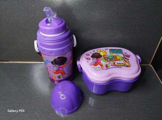 Stay Hydrated & Nourished: Insulated Water Bottle & Lunch Box Combo - Image 5