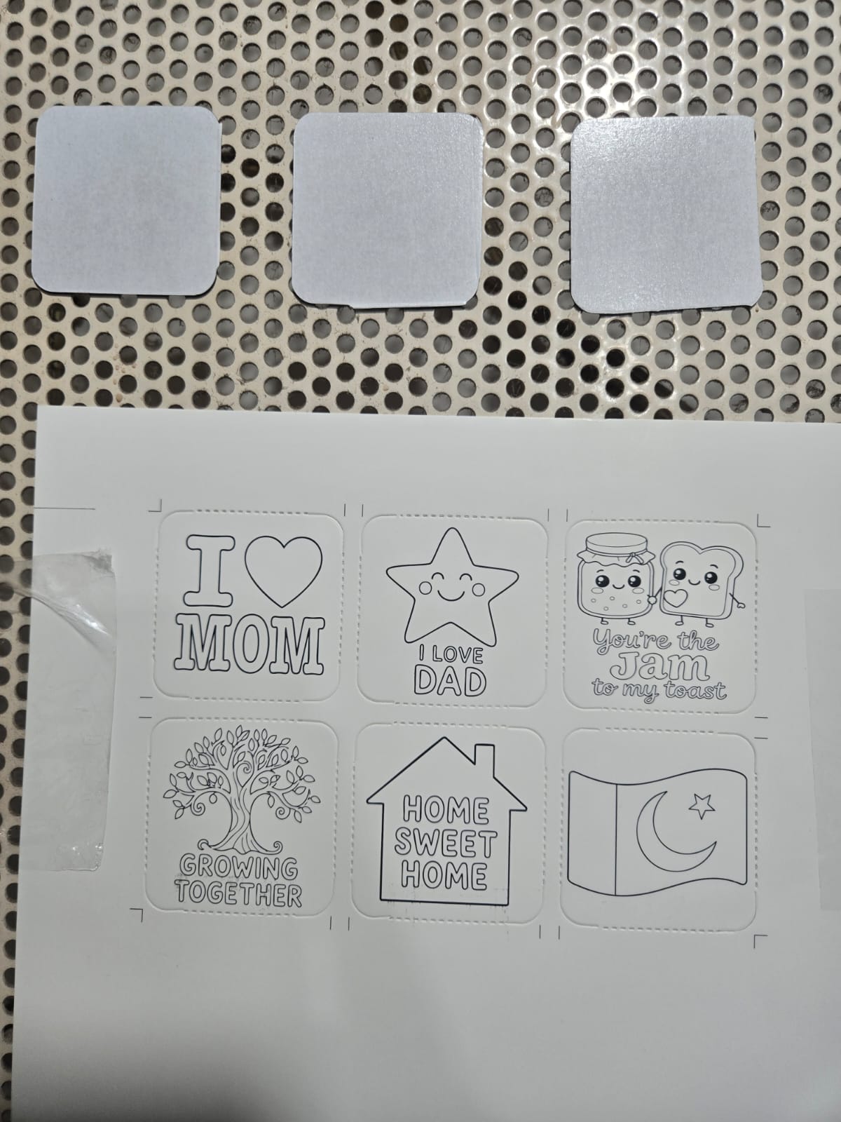 DIY Fridge Magnet Paint Kit – 3 Magnets & 6 Paint Sheets Set - Image 4